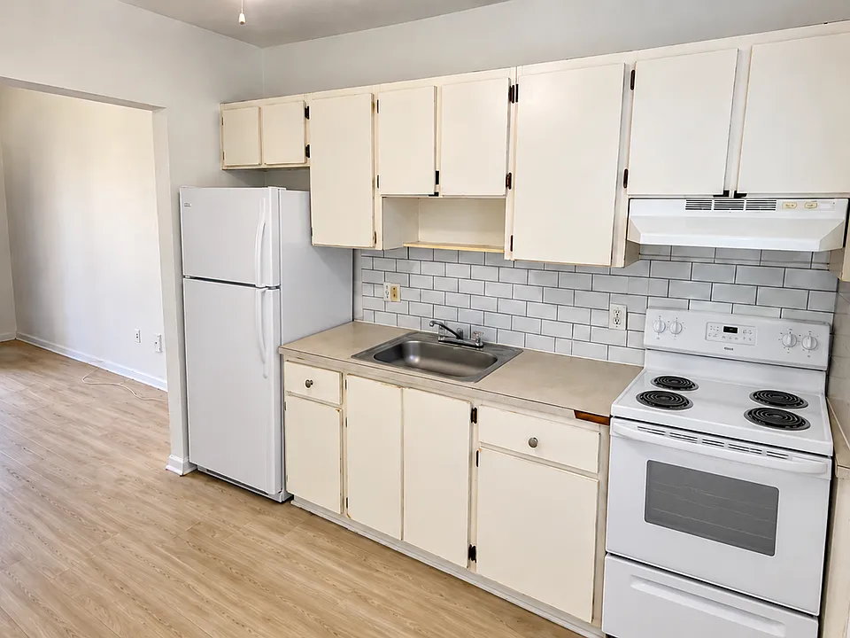 268 NW 11th St