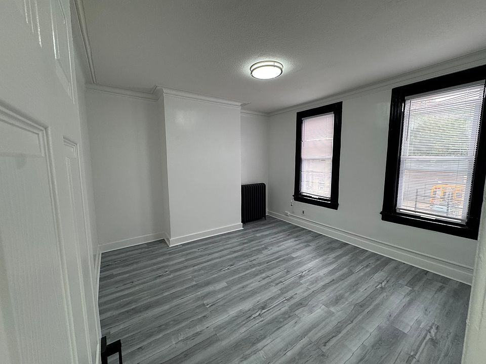1st image of 112 Westover Pl #2