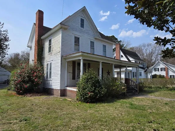 15222 King St, Belle Haven, VA 23306