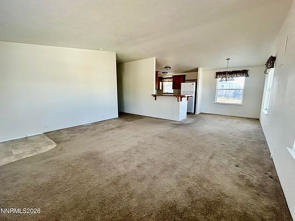 4th image of 3340 Moon Ln