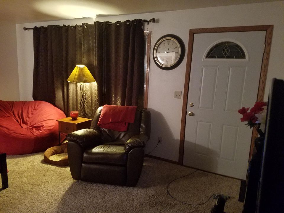 1st image of 1223 Meadow Ln
