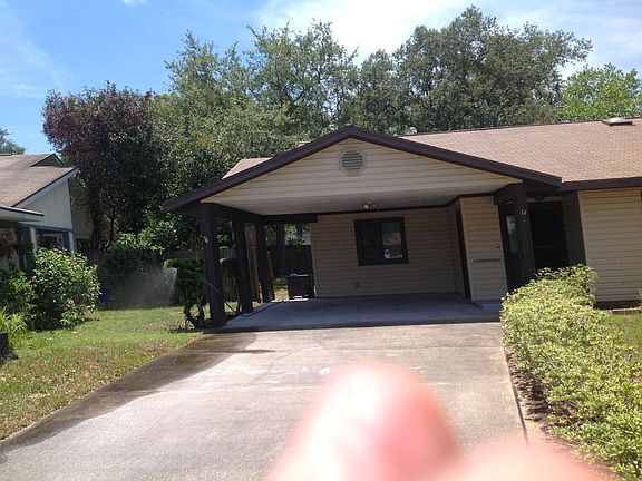 2nd image of 14 Woodlands Cir