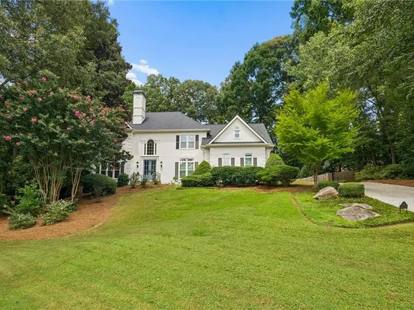 129 Ridgetree Ln, Marietta, GA 30068