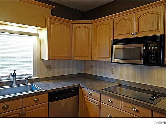 3rd image of 14 Norwalk Ave