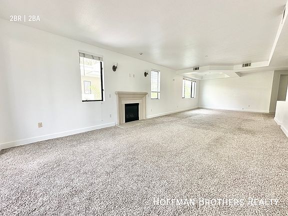 4th image of 11613 Montana Ave #305