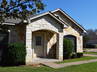 2524 S 3rd St, Waco, TX 76706