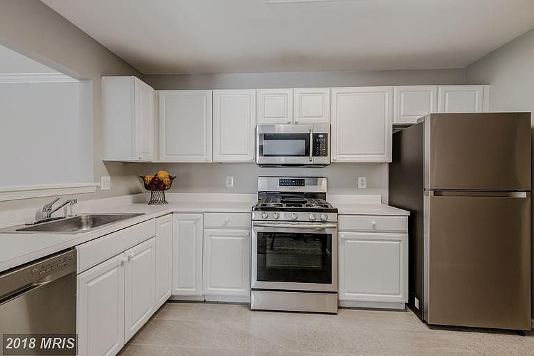 Kitchen (1 of 3)