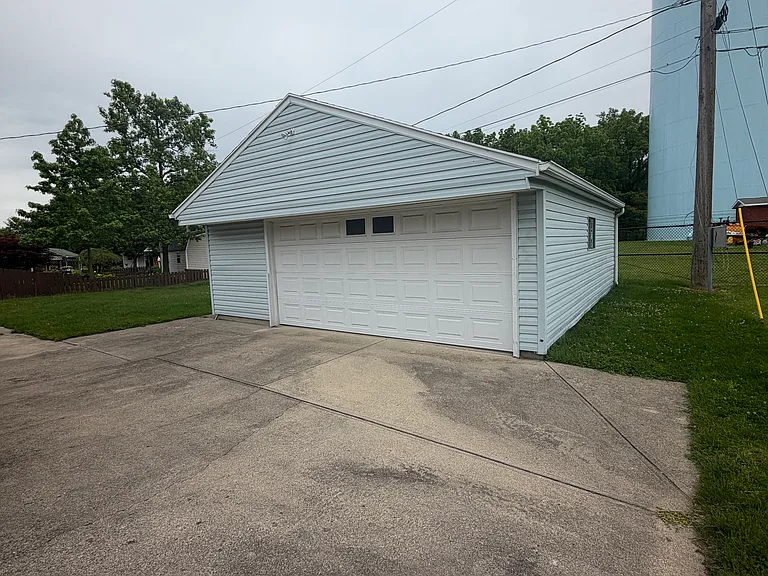 6501 Stonehurst Dr — Photo 23