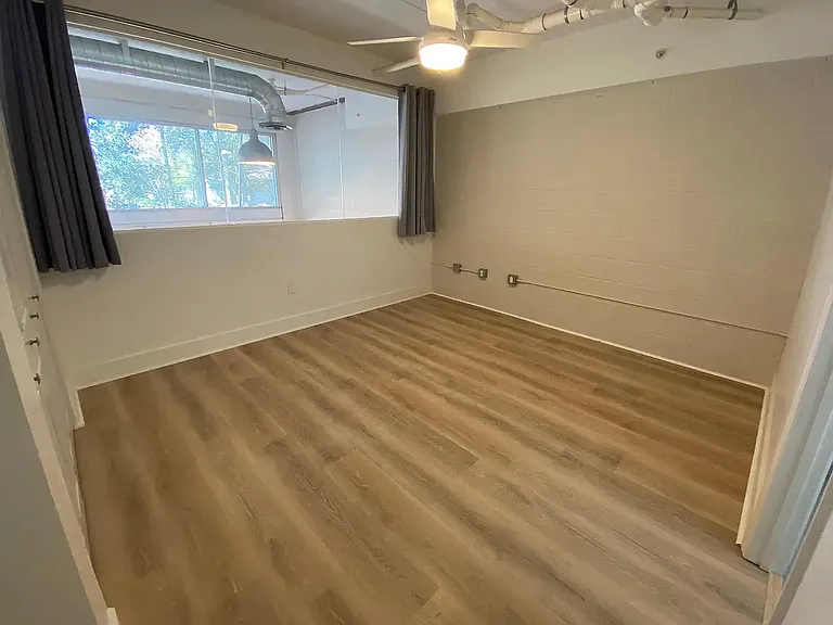 2515 SW 35th Pl #114 — Photo 9