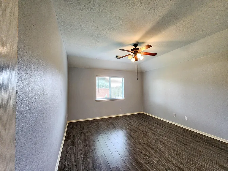 11902 White Water Bay Dr — Photo 18