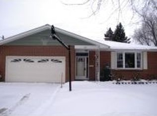 104 Albert Dr, Lancaster, NY 14086