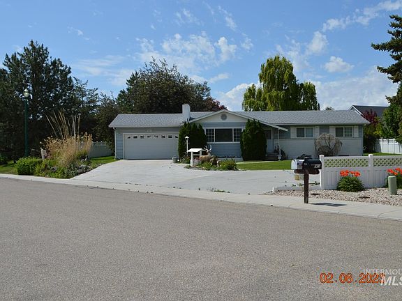 2nd image of 701 W Highland Ave