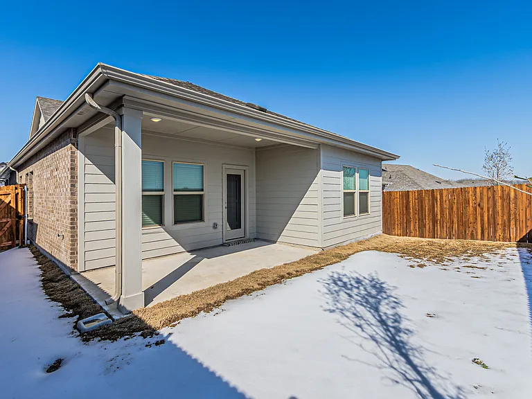 801 Leavenworth Dr — Photo 25