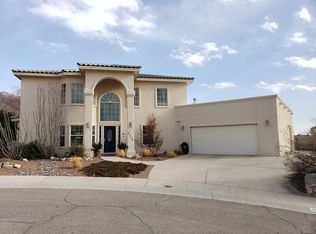 6208 Via Serena Dr, El Paso, TX 79912