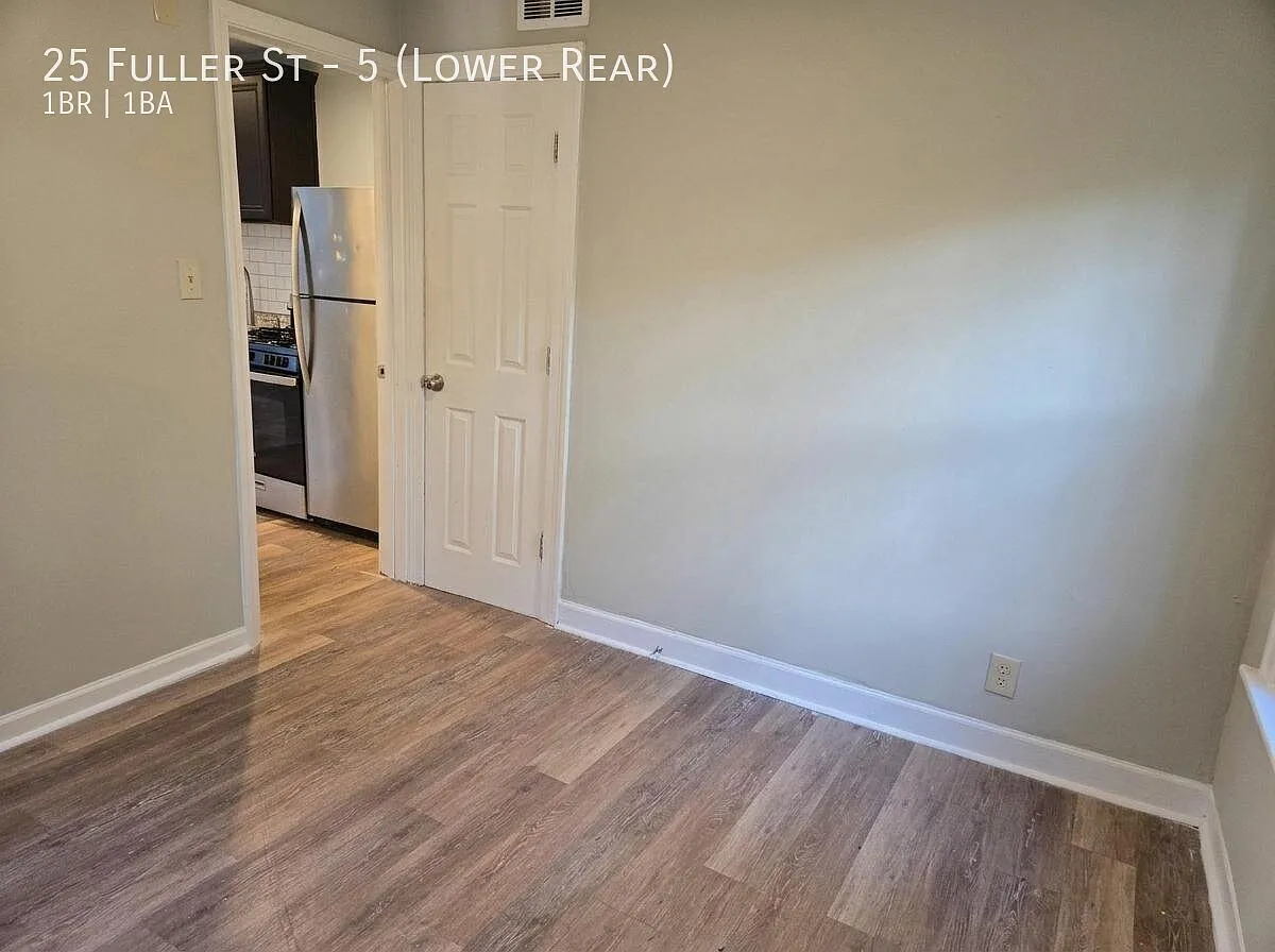 1 bed, 600 sqft, $900 — Photo 3