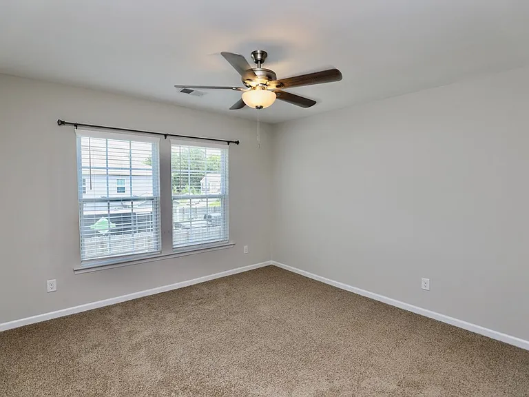 3680 Moseley Dr — Photo 65