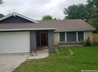 7421 Oak Marsh St, Live Oak, TX 78233