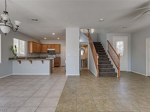 5th image of 5303 Luna Bonita St