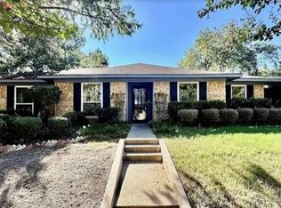 4902 Willowhaven Cir, Garland, TX 75043