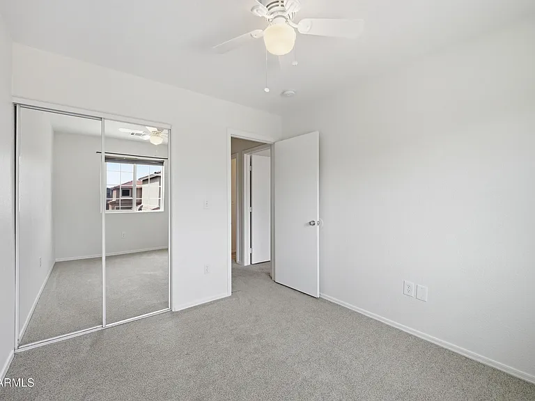 21862 N 40th Pl — Photo 18