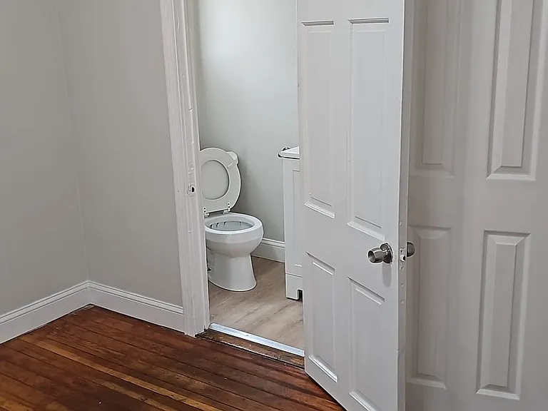 14 South St #1L — Photo 16