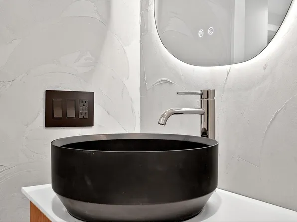 31 Bayview Avenue image 14 of 37