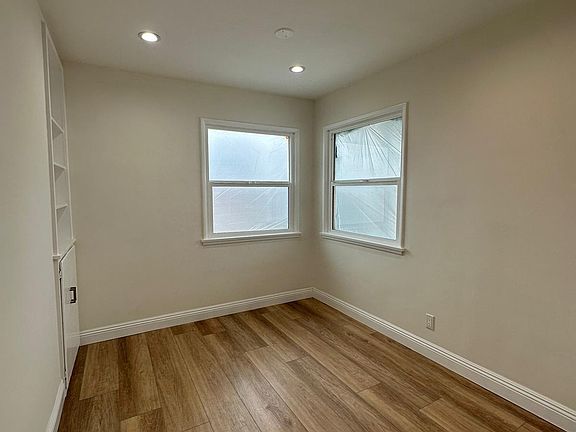 4th image of 2441 S Baldwin Ave #U