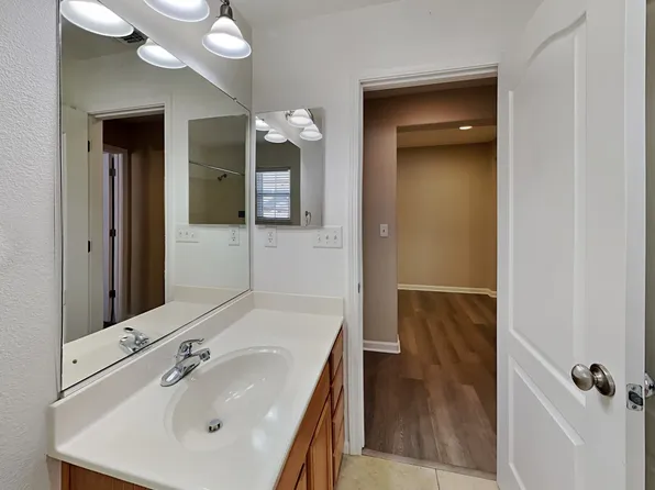 2757 Nicolson Cir, Woodland, CA 95776