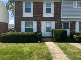 460 Mallview Ln, Bolingbrook, IL 60440