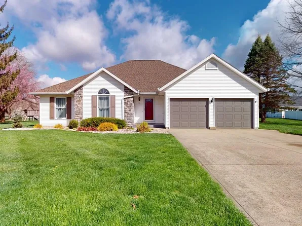 34 Daisy Dr, New London, OH 44851