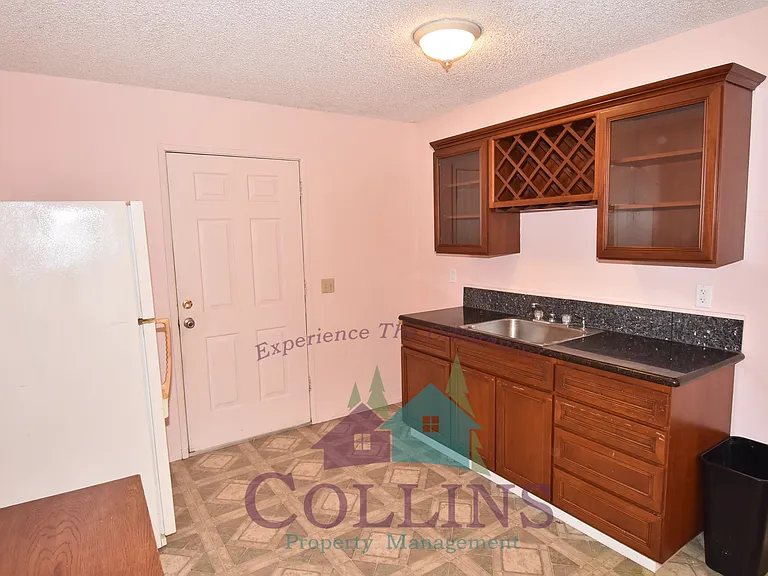 14382 Sun Forest Dr — Photo 1