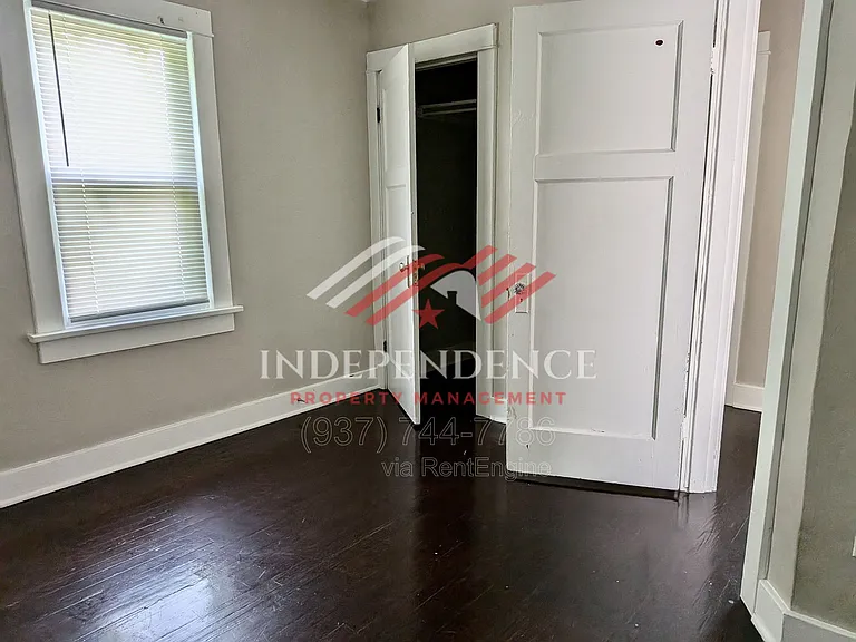 2449 Nill Ave — Photo 15