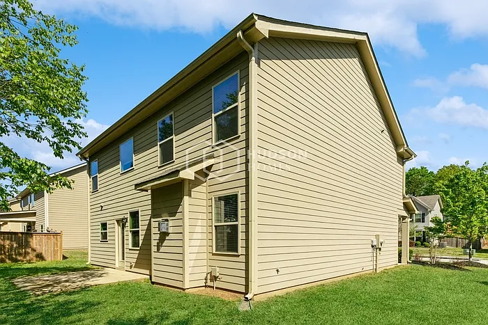 319 Lanier Ct — Photo 25
