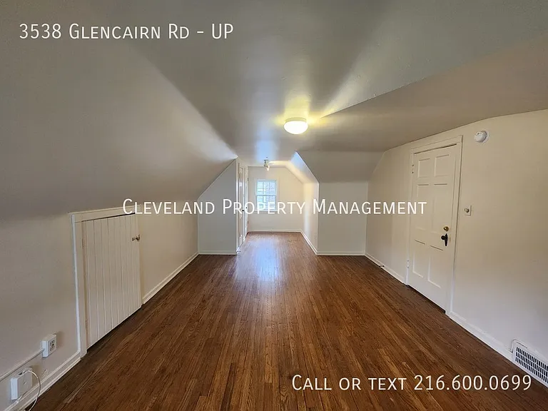 3538 Glencairn Rd #UP — Photo 17