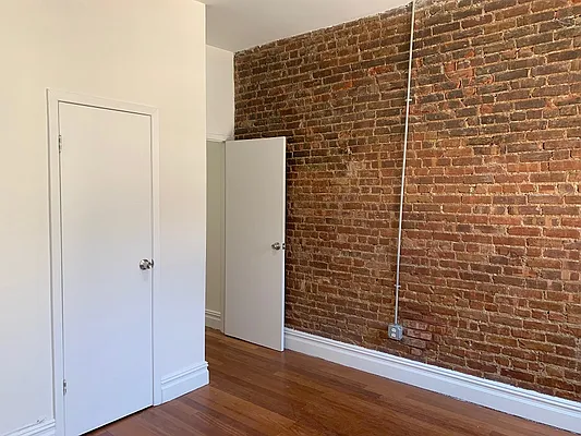 Rented by Corcoran | media 15