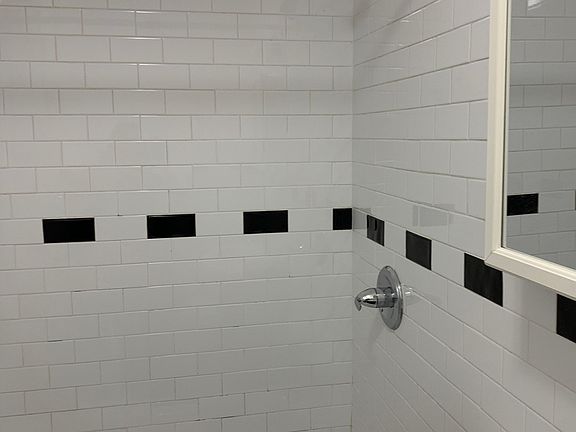 5th image of 426 W 45th St #5WF