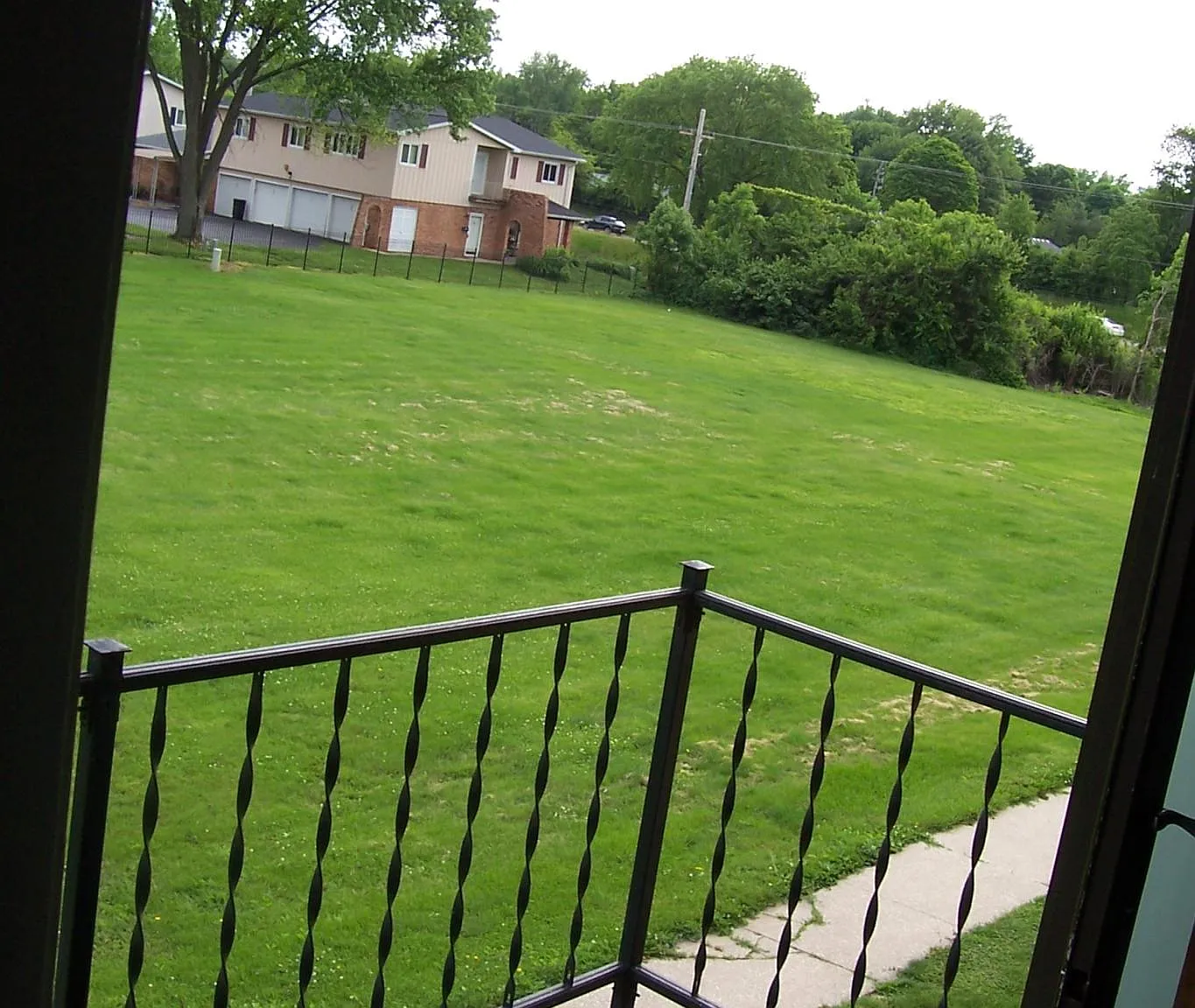 243 S Durkin Dr — Photo 4