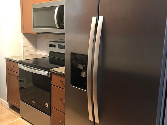Kitchen lower unit