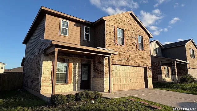 4 bed, 2.5 bath, 2243 sqft, $2,100 — Photo 1