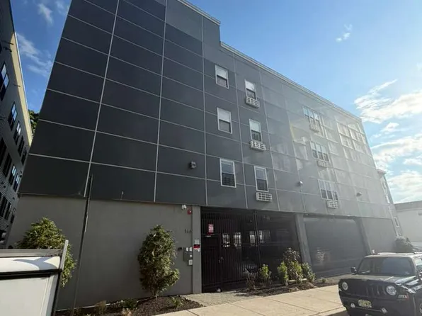 146 Hamilton Ave, Paterson, NJ