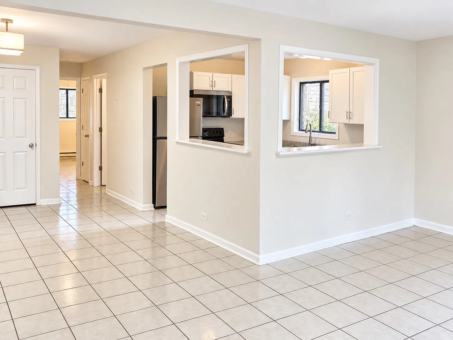 2 bed, 850 sqft, $1,500 — Photo 1