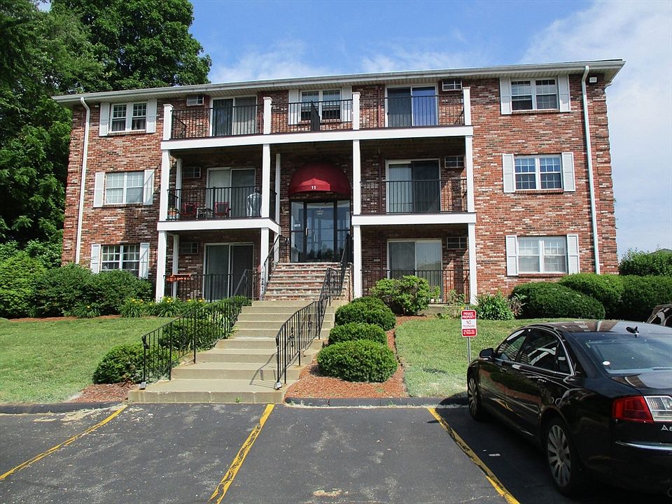 1st image of 11 Kenmar Dr Unit 9