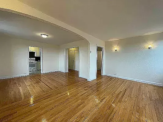 2728 Henry Hudson Pkwy #A44 — Photo 1