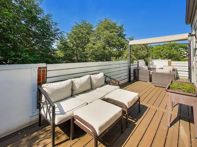 1758 W Pierce Ave — Photo 15