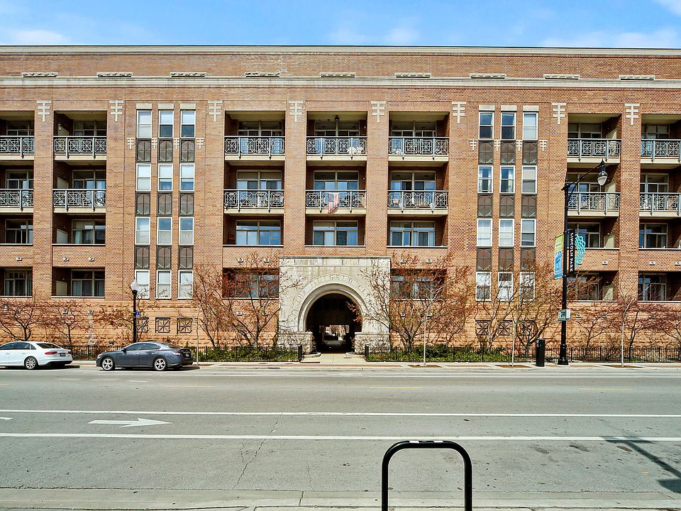1st image of 1350 W Fullerton Ave APT 601
