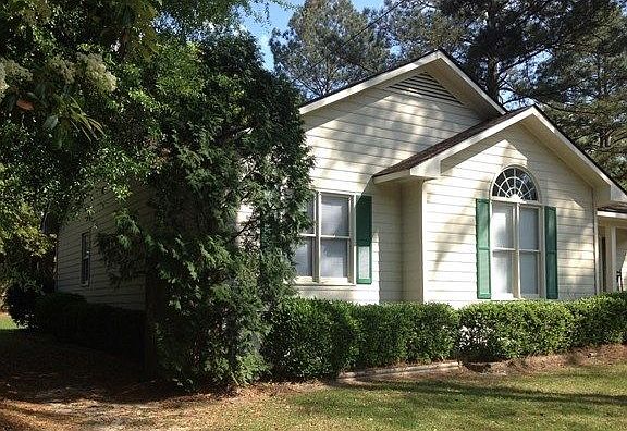 2nd image of 104 Garden Way