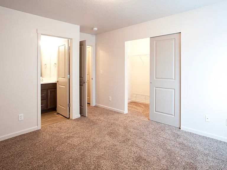 Orchard Land Duplexes — Photo 29