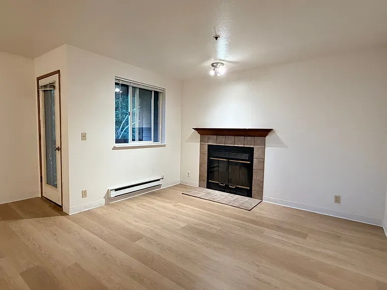 Brighton North Apartments — Photo 15