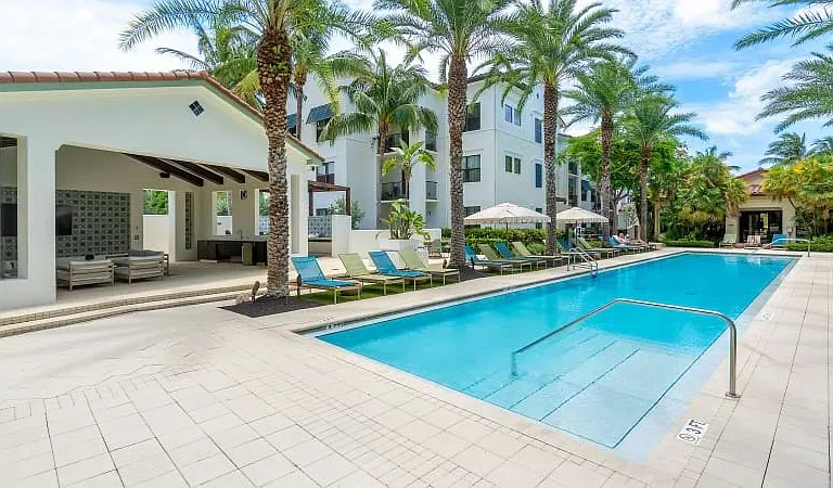 Cortland West Palm — Photo 13