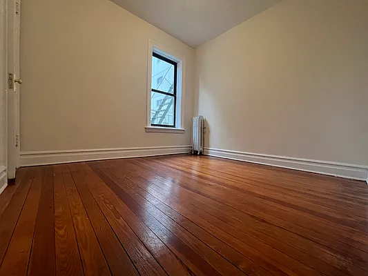 Rented by Astorian Realty Group LLC | media 1